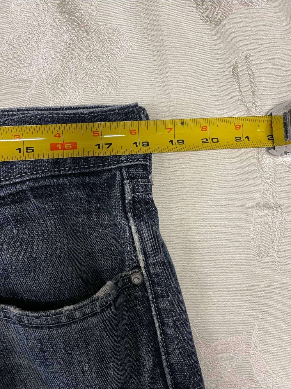 Banana Republic Men's Faded Blue Straight Jeans